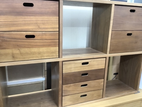 シェルフのラック