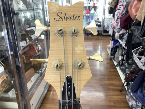 エレキベースのSCHECTER