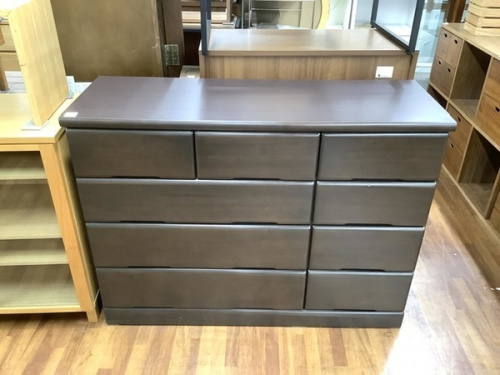 収納家具のチェスト