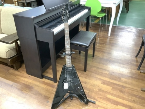 中古ギターのYAMAHA