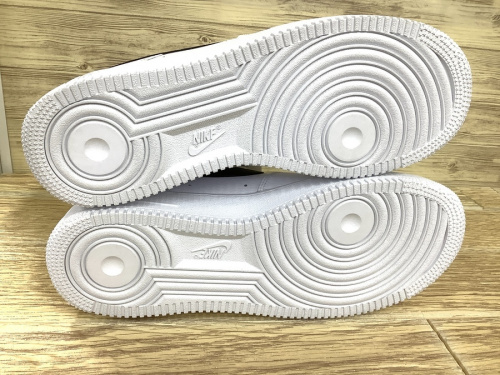 シューズ　中古のNIKE　中古