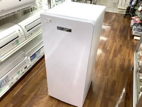 キッチン家電の冷凍庫