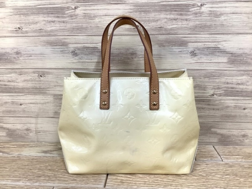 バッグのハンドバッグ