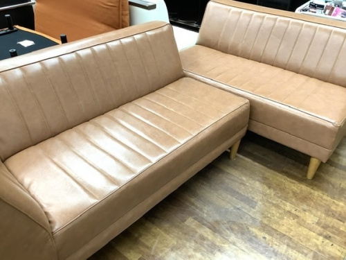 家具のソファ
