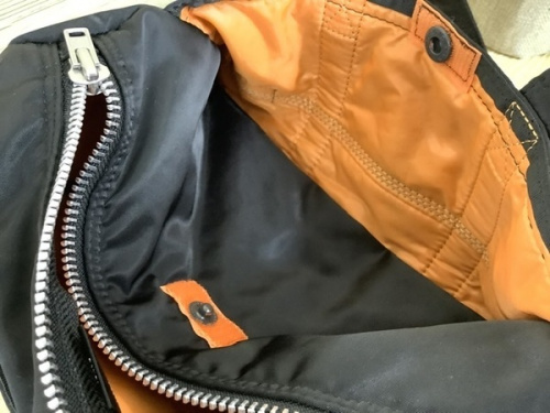 ボストンバッグのPORTER