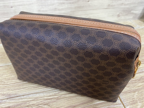 ポーチのCELINE