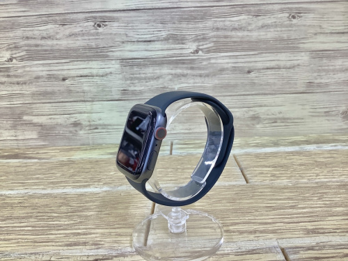 スマートウォッチのApple Watch Series 4