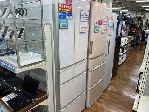 キッチン家電の冷蔵庫