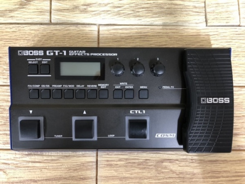 マルチエフェクターのboss