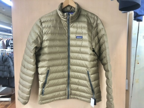 トップスのジャケット