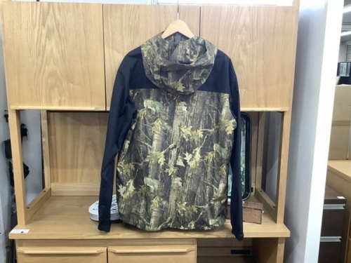 ジャケットのパターンドジャケット
