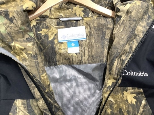 パターンドジャケットのColumbia