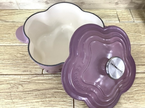 LE CREUSETのココットフルール