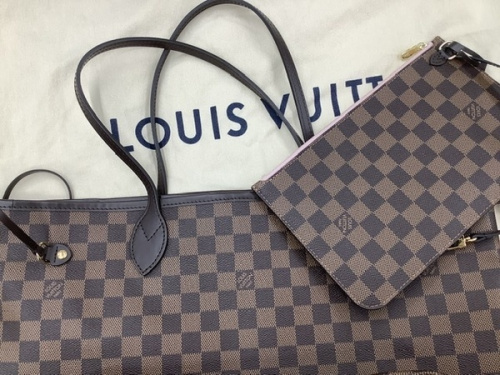 ブランド・ラグジュアリーのLOUIS VUITTON