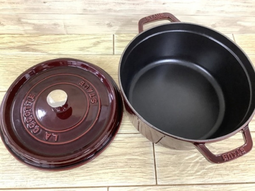 鍋のSTAUB