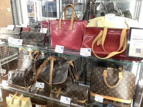 ルイヴィトンのCHANEL