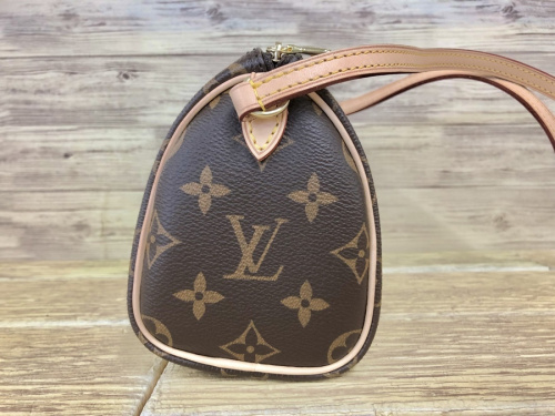 ハンドバッグのLOUIS VUITTON