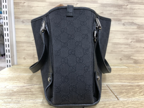 バッグのハンドバッグ