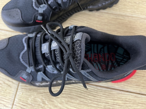 スニーカーのNEW BALANCE