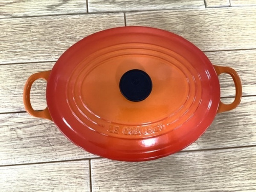 テーブルウェアの両手鍋