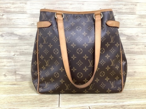 バッグのLOUIS VUITTON