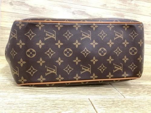 LOUIS VUITTONのモノグラム