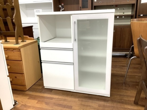 家具のカップボード・食器棚