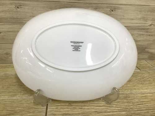 プレートのWEDGWOOD