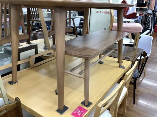 ソファの収納家具