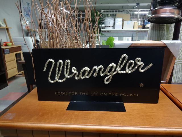 ラングラー　ビンテージ看板　手書き　当時物オリジナル貴重 Yahoo!オークション -「ラングラーwrangler」(看板) (広告