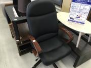 oliver（オリバー）のオフィスチェアを買取入荷しました。中古家具を