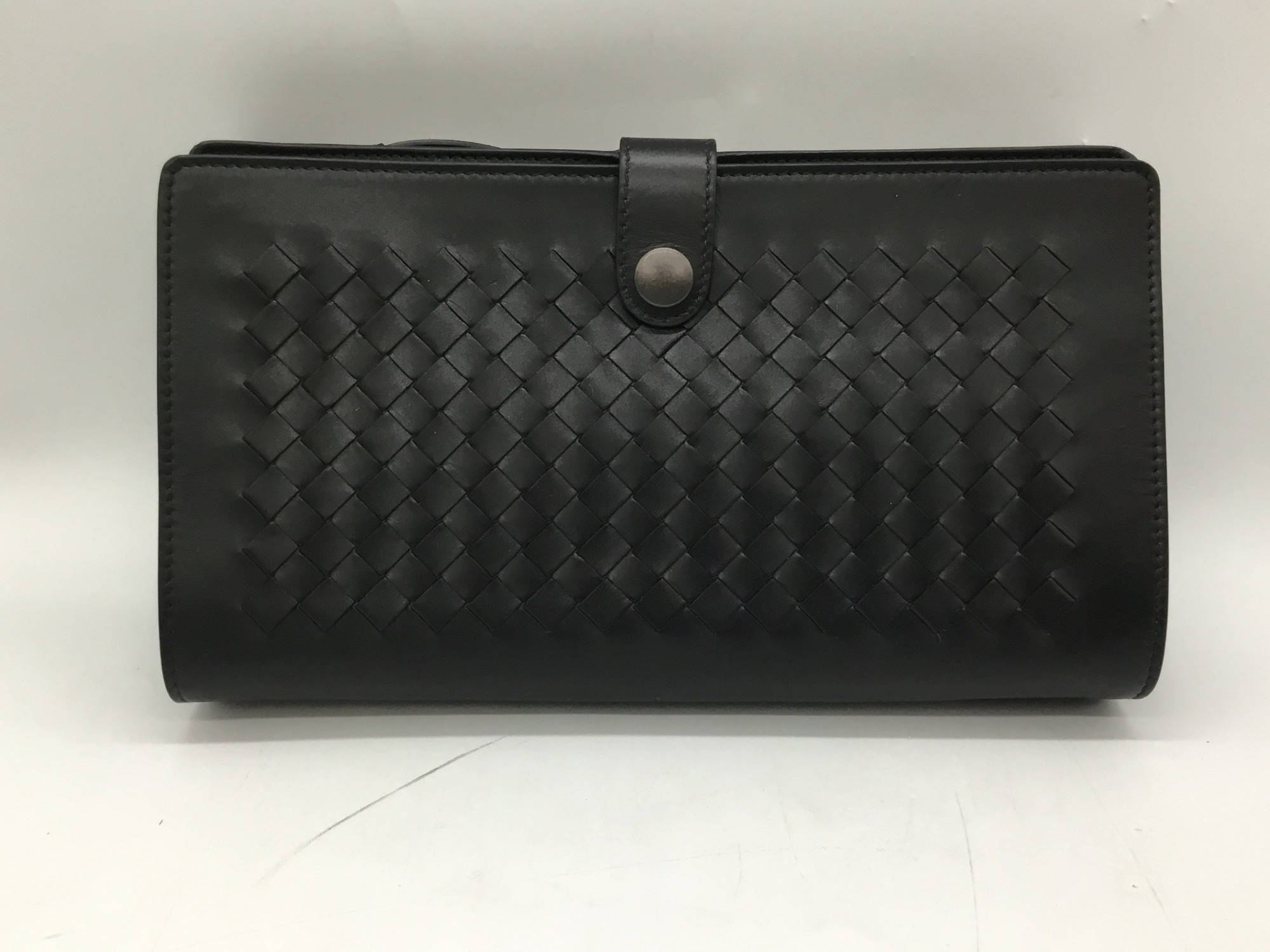 BOTTEGA VENETA（ボッテガ・ヴェネタ）のクラッチバッグを買取入荷しま