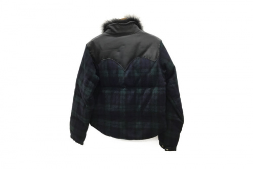 洋服買取のロッキーマウンテンフェザーベッド