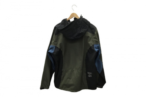 マナスタッシュのジャケット