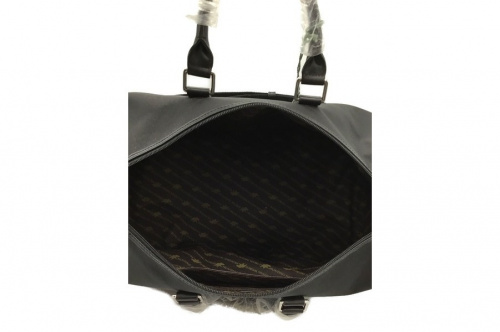 ボストンバッグのベンツ