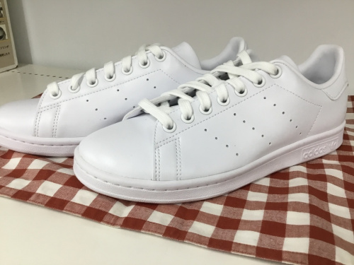 adidasのstansmith