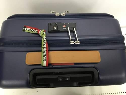 オロビアンコのキャリーバッグ