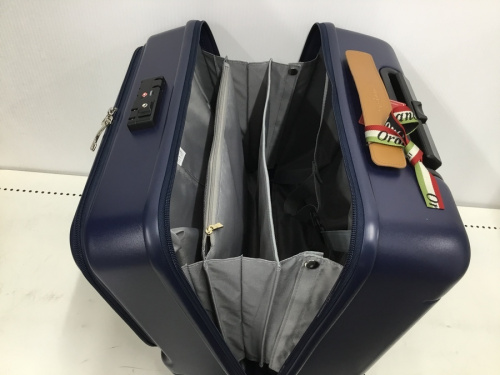 キャリーバッグの旅行