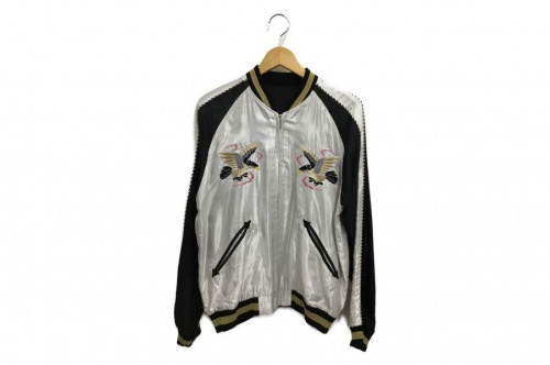 テーラー東洋のリバーシブルスカジャン