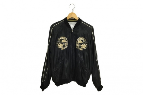 TT14074のスカジャン