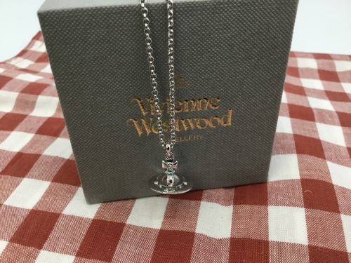 ネックレスのPETITE ORB PENDANT