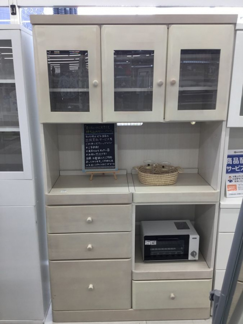 レンジボードの食器棚