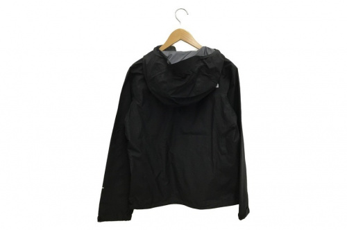 マウンテンパーカーのNPW12201