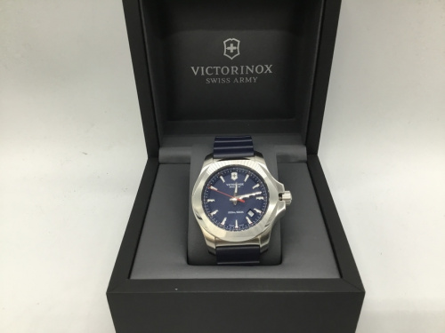 腕時計のVICTORINOX