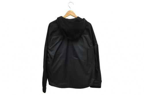 トレーニングウェアのCU5367-010