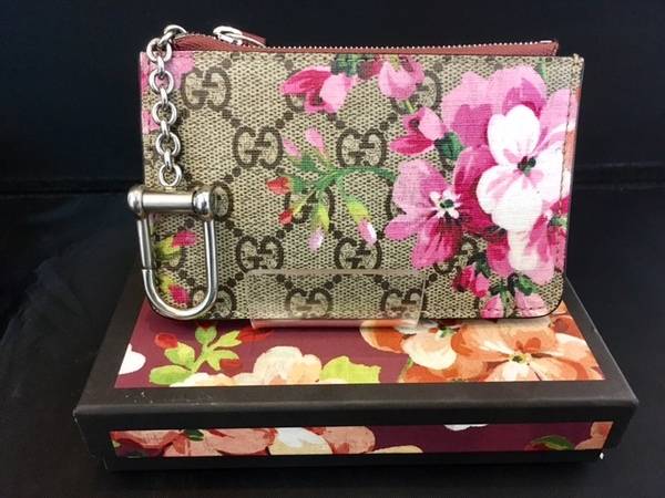 アレッサンドロ・ミケーレディレクションの『GG BLOOM』のラウンド