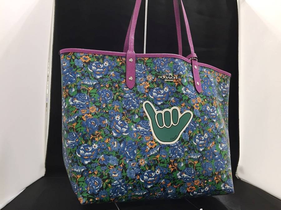 COACH(コーチ)のリバーシブルトートバッグを買取しました