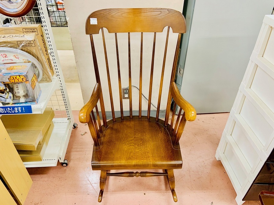 キツツキマークのロッキングチェアが入荷いたしました！！【町田店