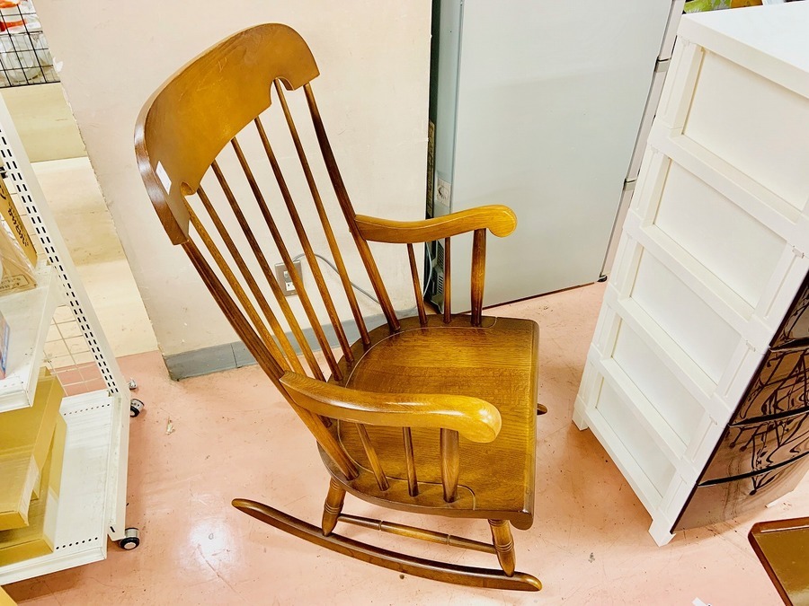キツツキマークのロッキングチェアが入荷いたしました！！【町田店