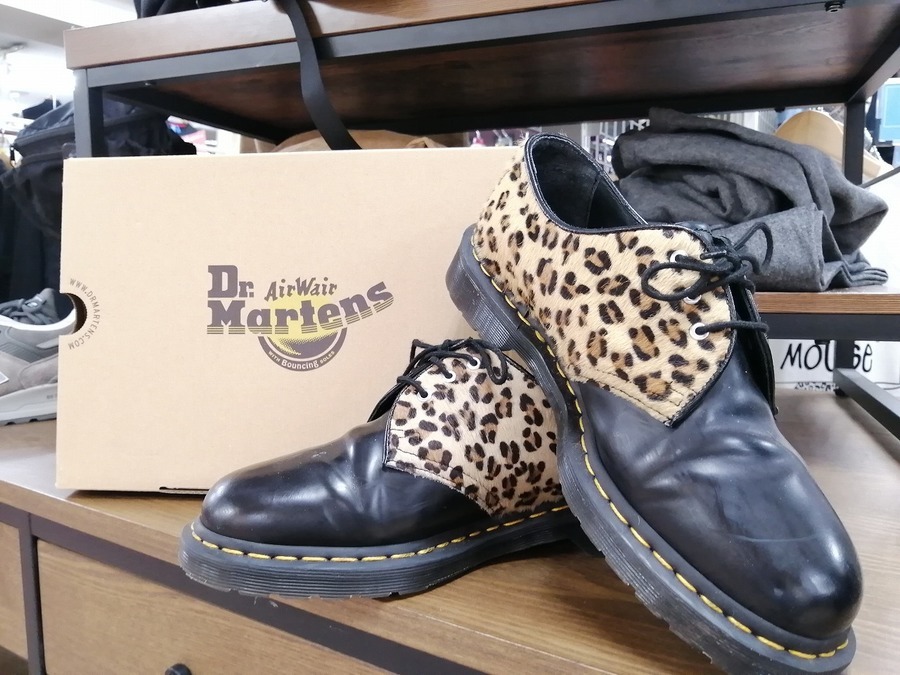 UK7！激レアカラー！ハラコレザーレオパード！新品未使用！ドクターマーチン レアアイテム】Dr.Martens(ドクターマーチン) 3ホールシューズが買取